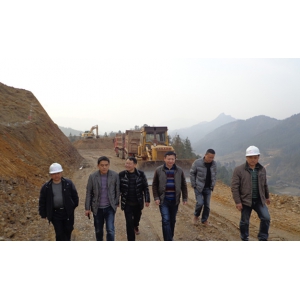 路桥集团董事长深入在建项目检查指导工作