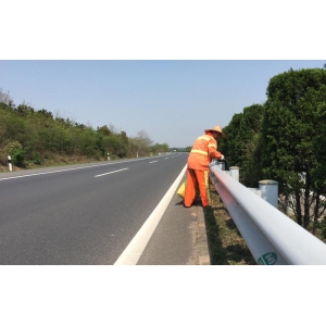 常吉高速养护项目部创新管理模式促工作效率