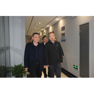 市委常委、市纪委书记何艺辉调研常德路桥集团党风廉政建设及巡察整改工作