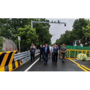 湖南省公路事务中心领导到夹夹大桥调研指导工作